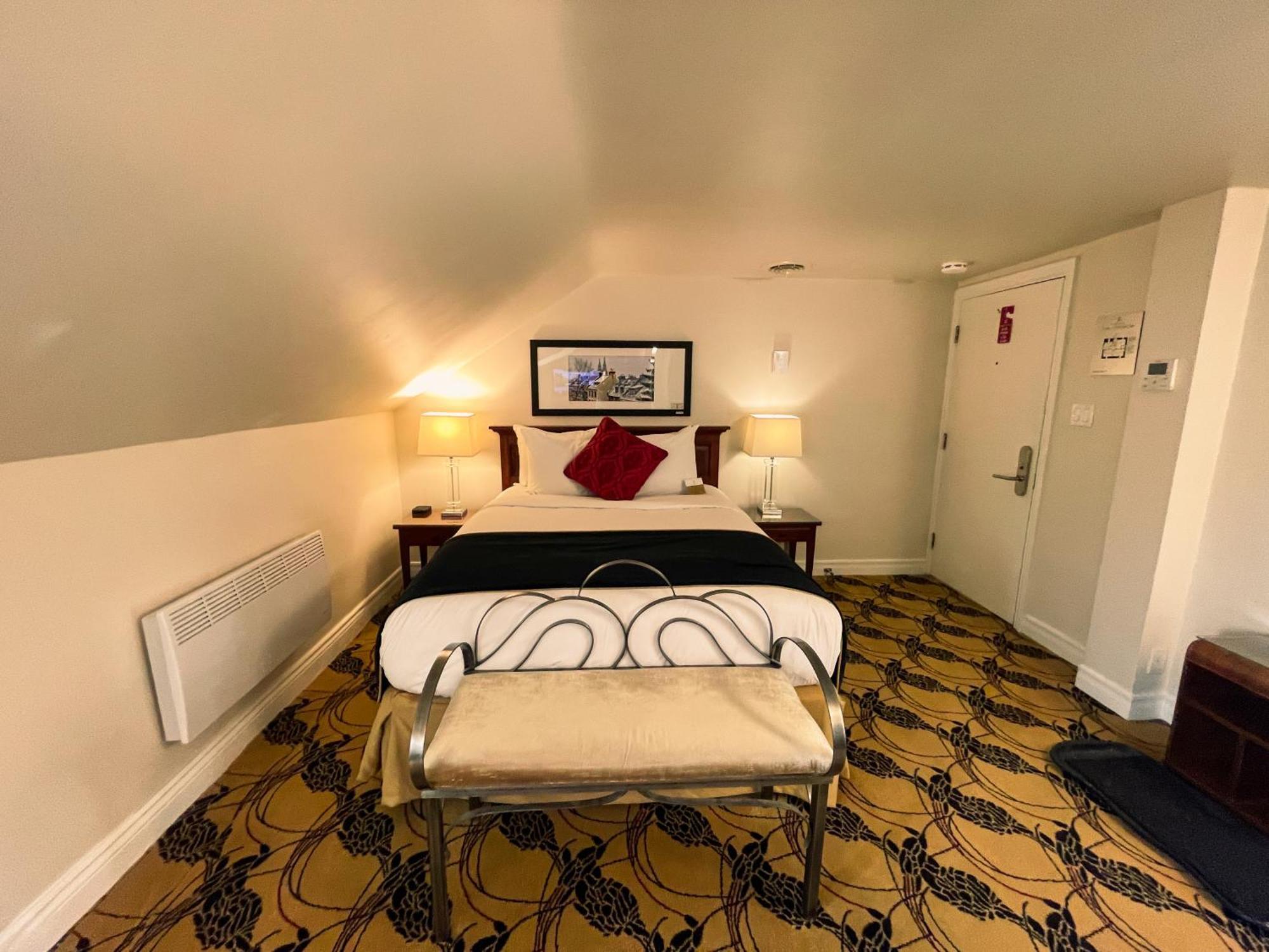Hotel Manoir D'Auteuil Ciudad de Quebec Habitación foto